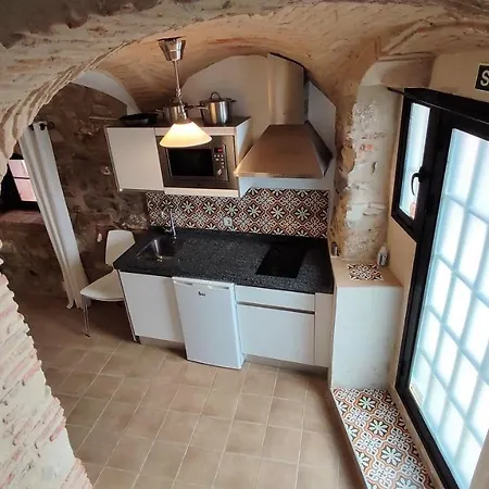 La Casina De Piedra Encanto - Parte Antigua De *