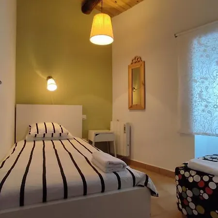 La Casina De Piedra Encanto - Parte Antigua De Caces