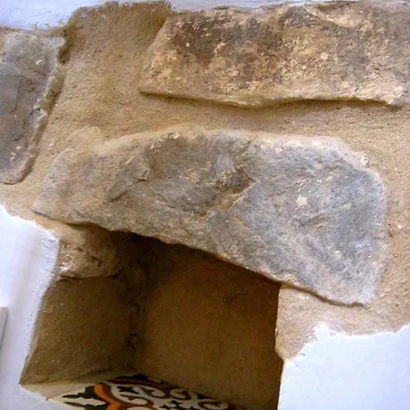 La Casina De Piedra Encanto - Parte Antigua De Caces