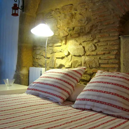 بيت للعطل La Casina De Piedra Encanto - Parte Antigua De Caces
