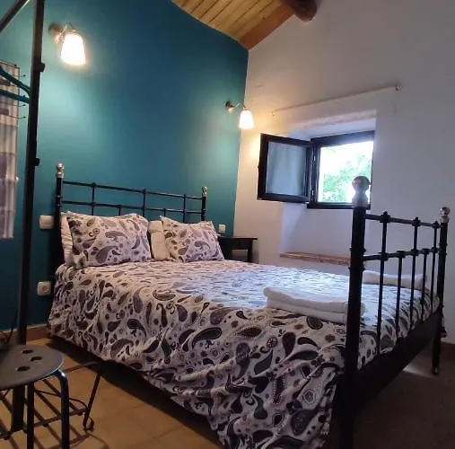 La Casina De Piedra Encanto - Parte Antigua De Сasa de vacaciones Caces