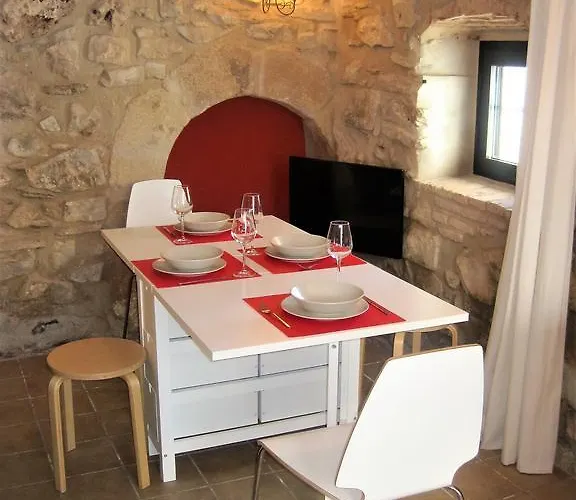 La Casina De Piedra Encanto - Parte Antigua De * Касерес